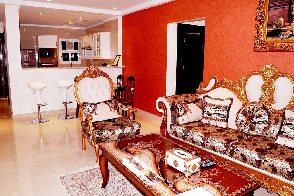 Leaders Plaza Apartments Koweït Chambre photo