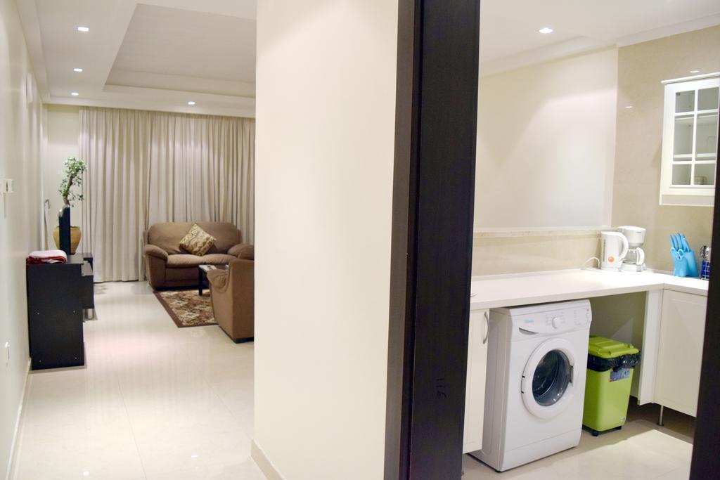 Leaders Plaza Apartments Koweït Chambre photo