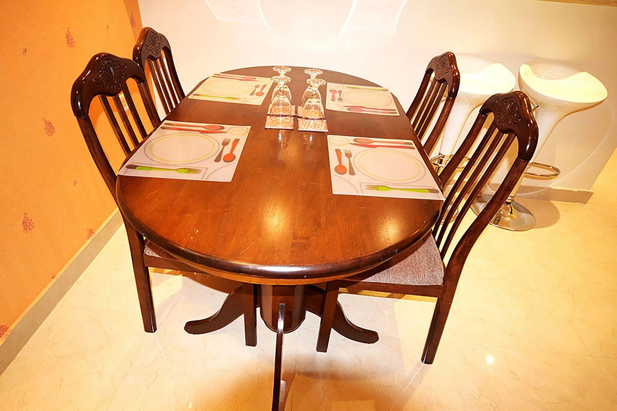 Leaders Plaza Apartments Koweït Extérieur photo