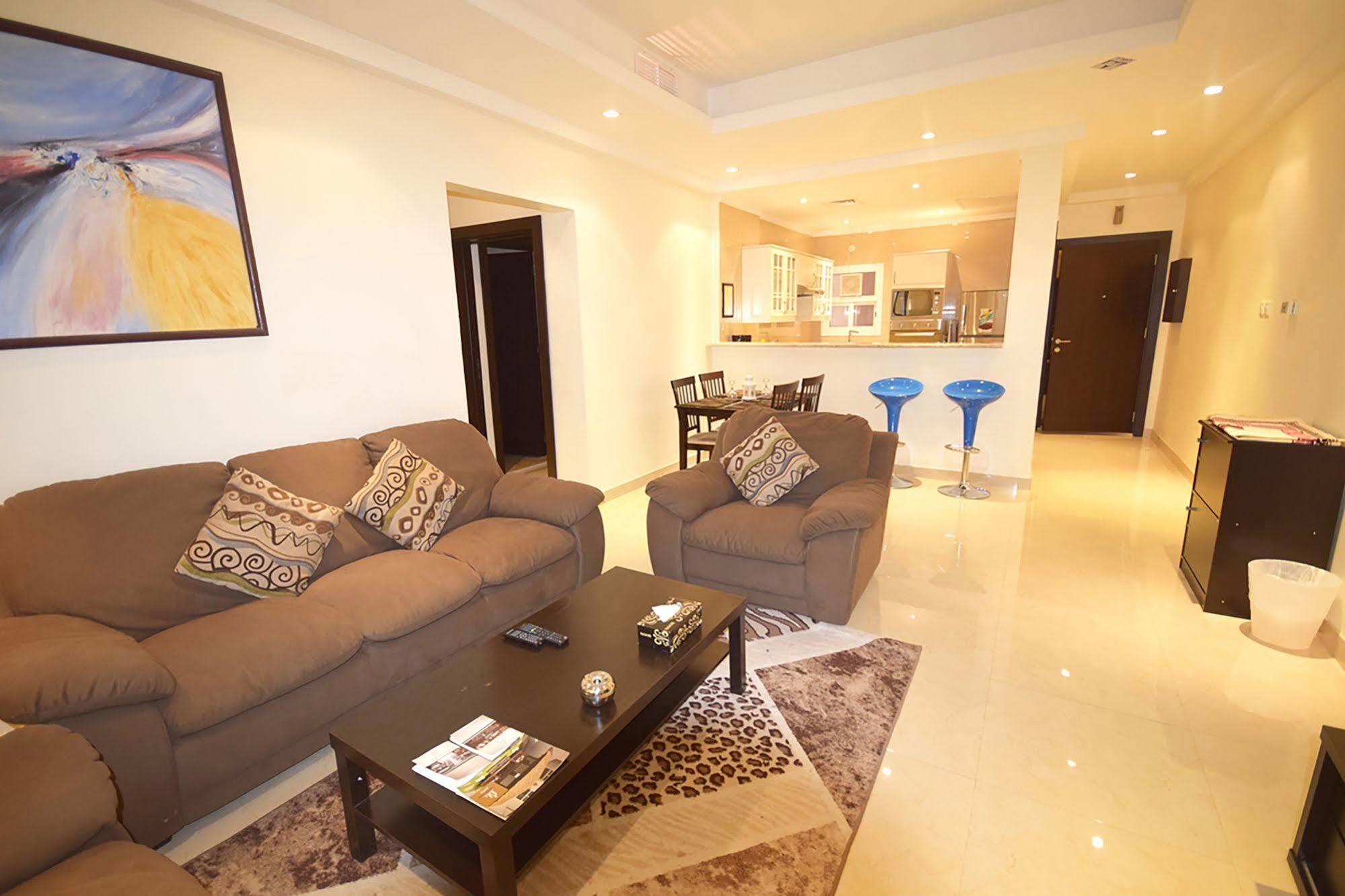 Leaders Plaza Apartments Koweït Extérieur photo