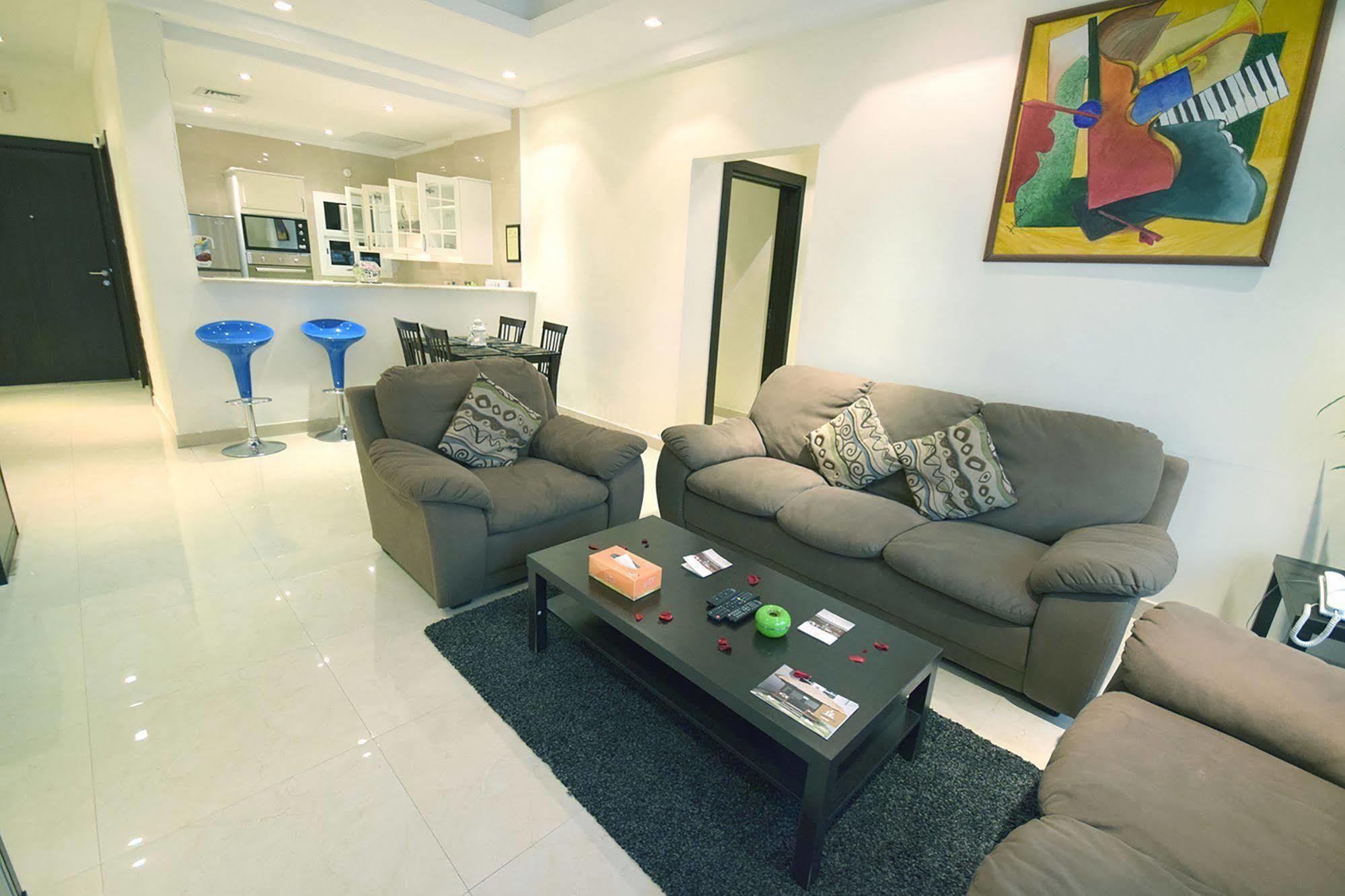 Leaders Plaza Apartments Koweït Extérieur photo