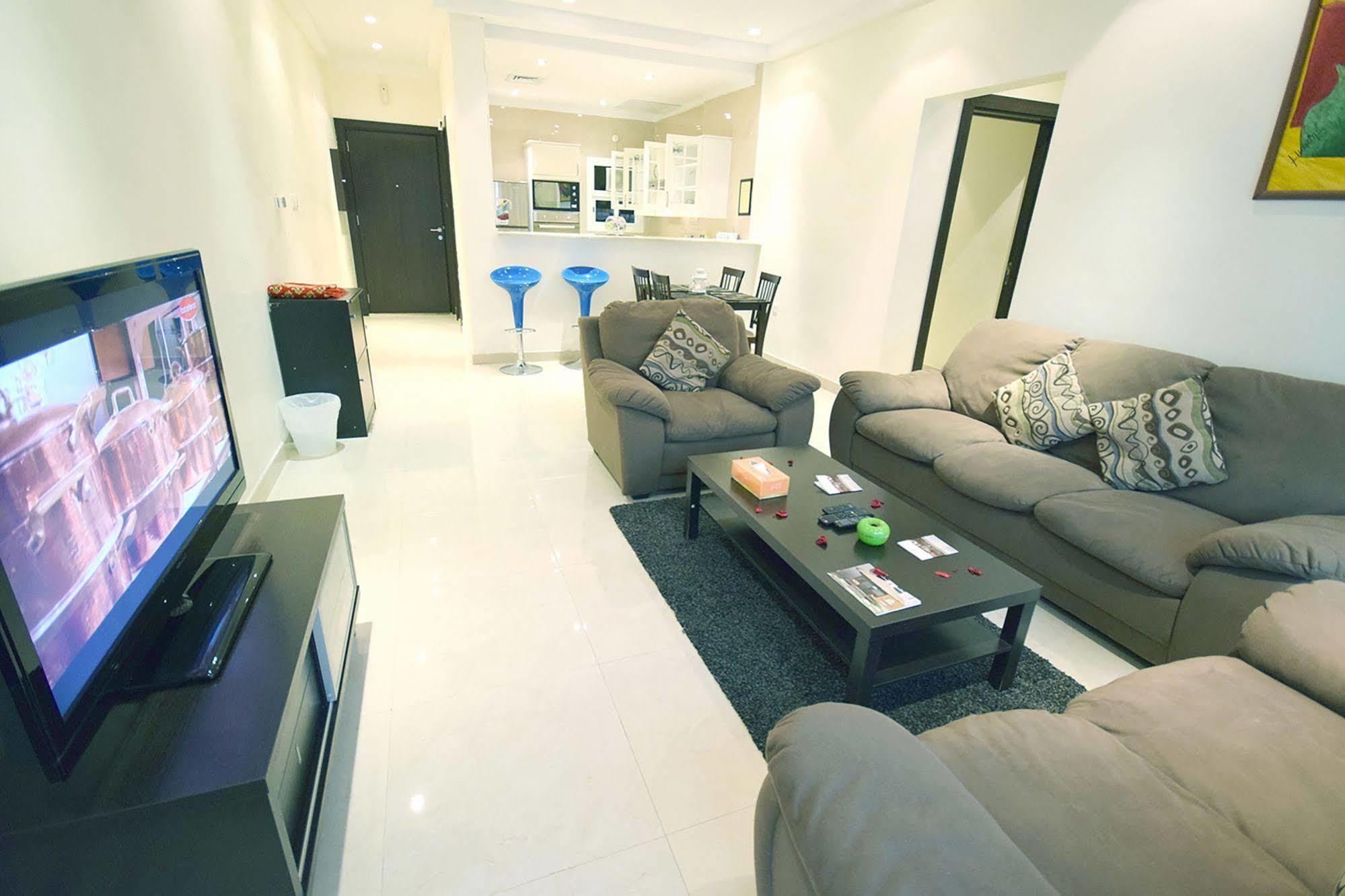 Leaders Plaza Apartments Koweït Extérieur photo